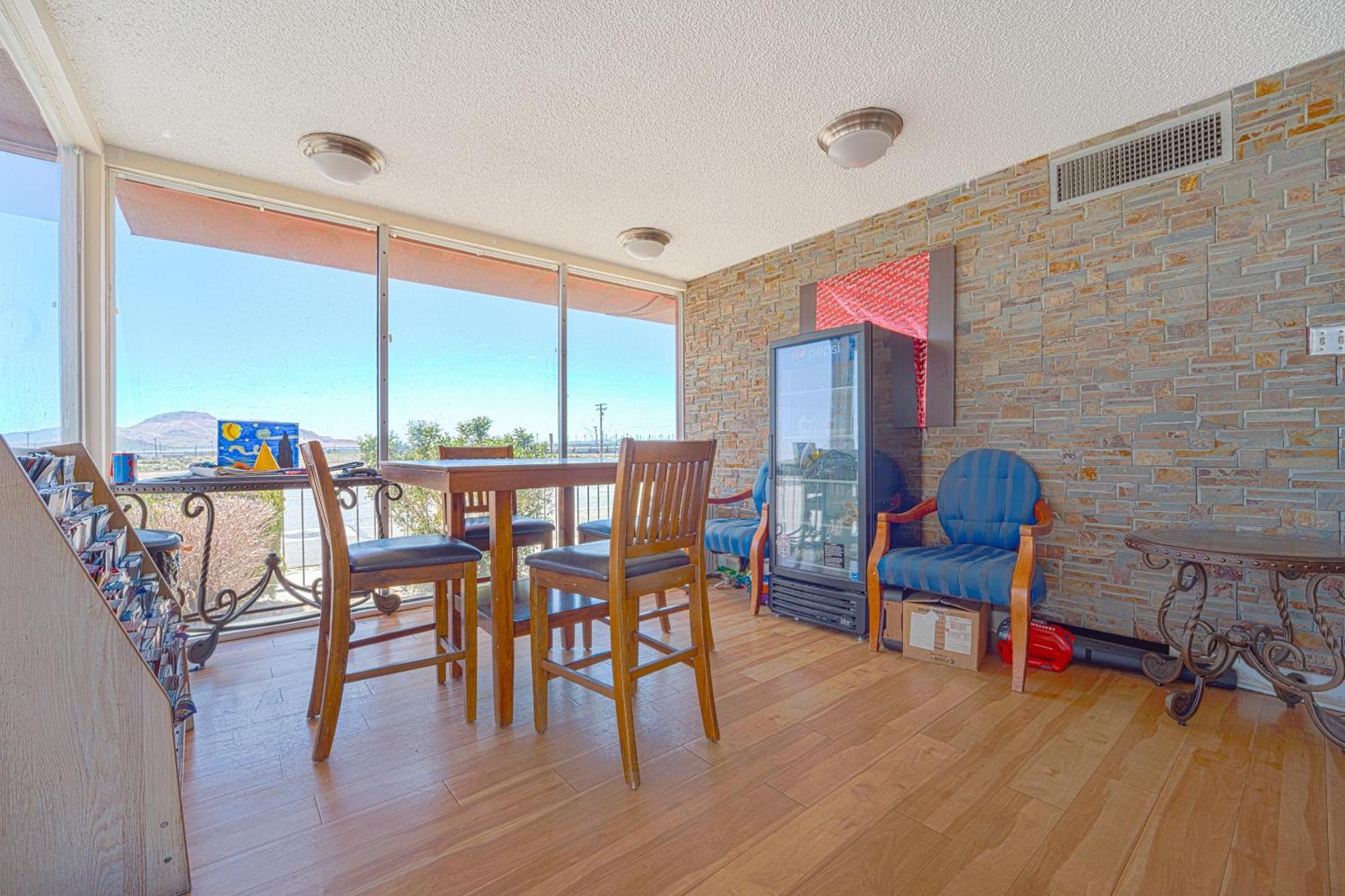Mojave Hotel エクステリア 写真