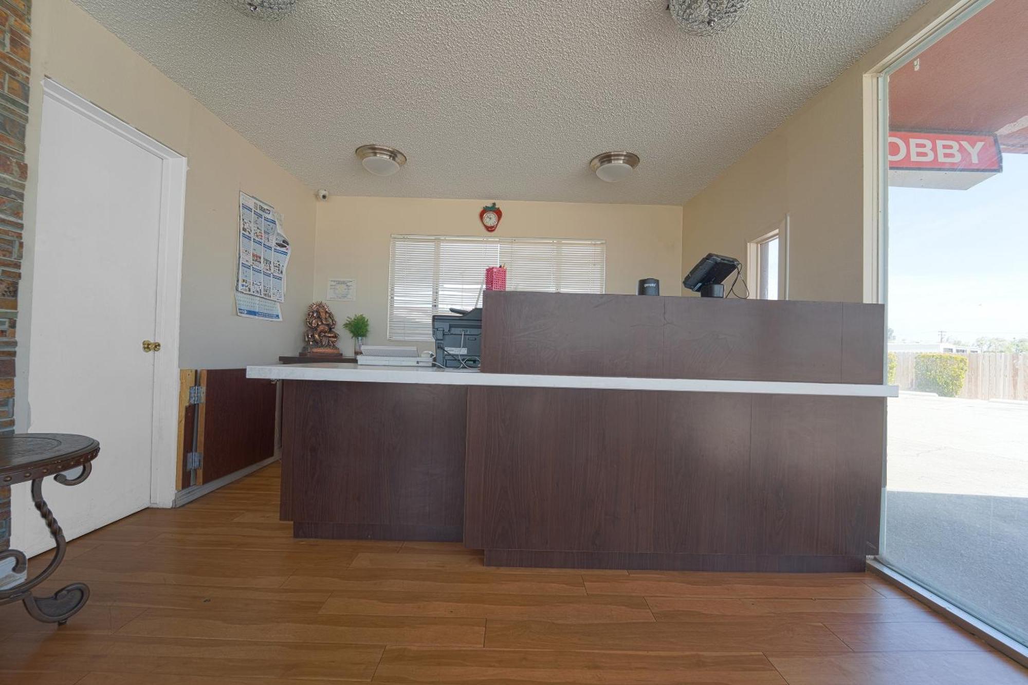 Mojave Hotel エクステリア 写真